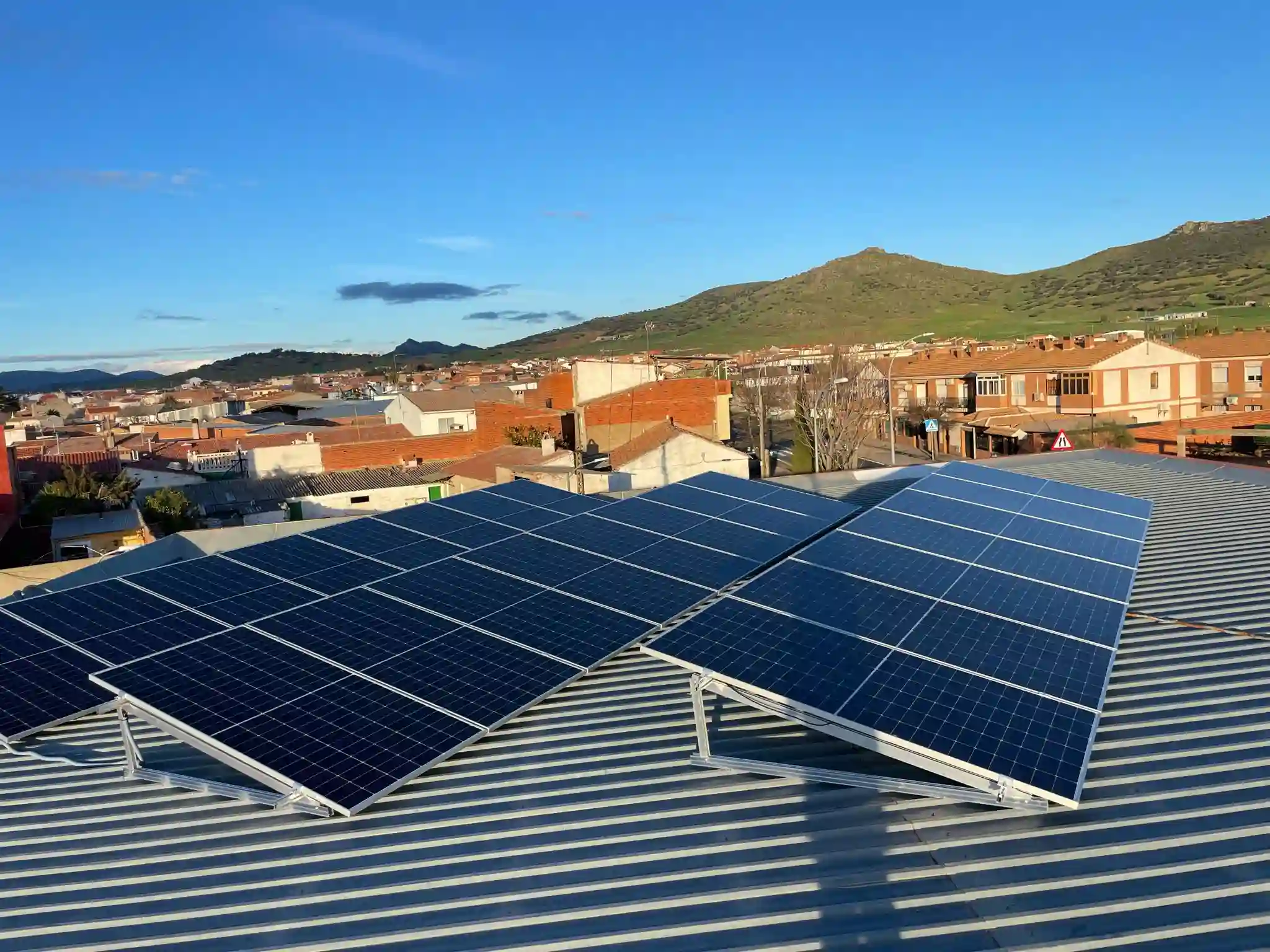 Fuente del Fresno-Ciudad Real. "limpieza de placas solares en Granada